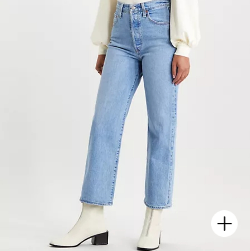Levi's Ribcage Straight Ankle Jeans